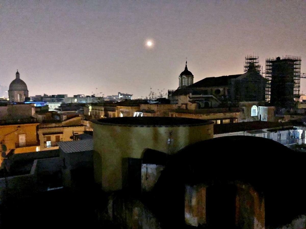 ナポリI Tetti Del Centro Storicoアパートメント エクステリア 写真